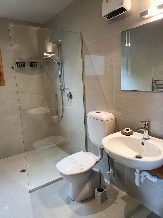 Riverstone Retreat Karamea Экстерьер фото